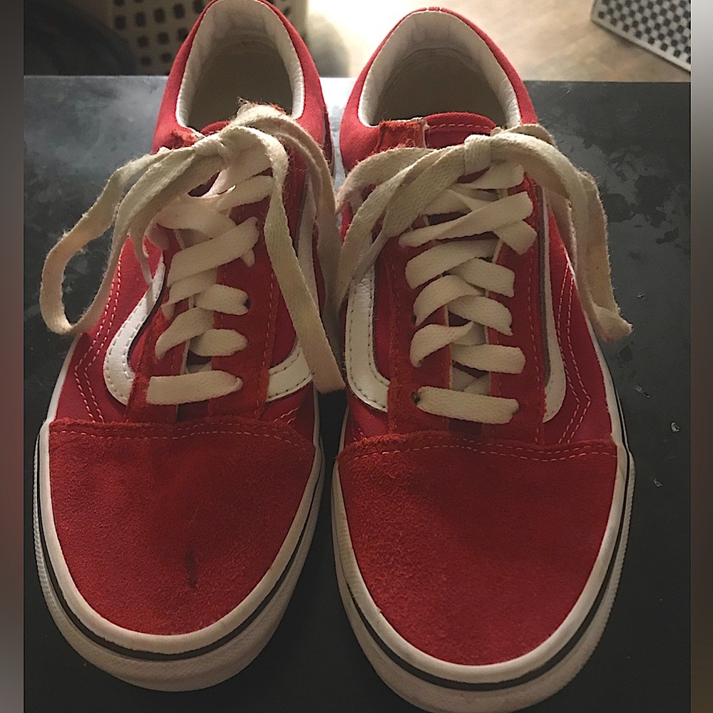 Red Old Sokol Van’s Youth size 3.5